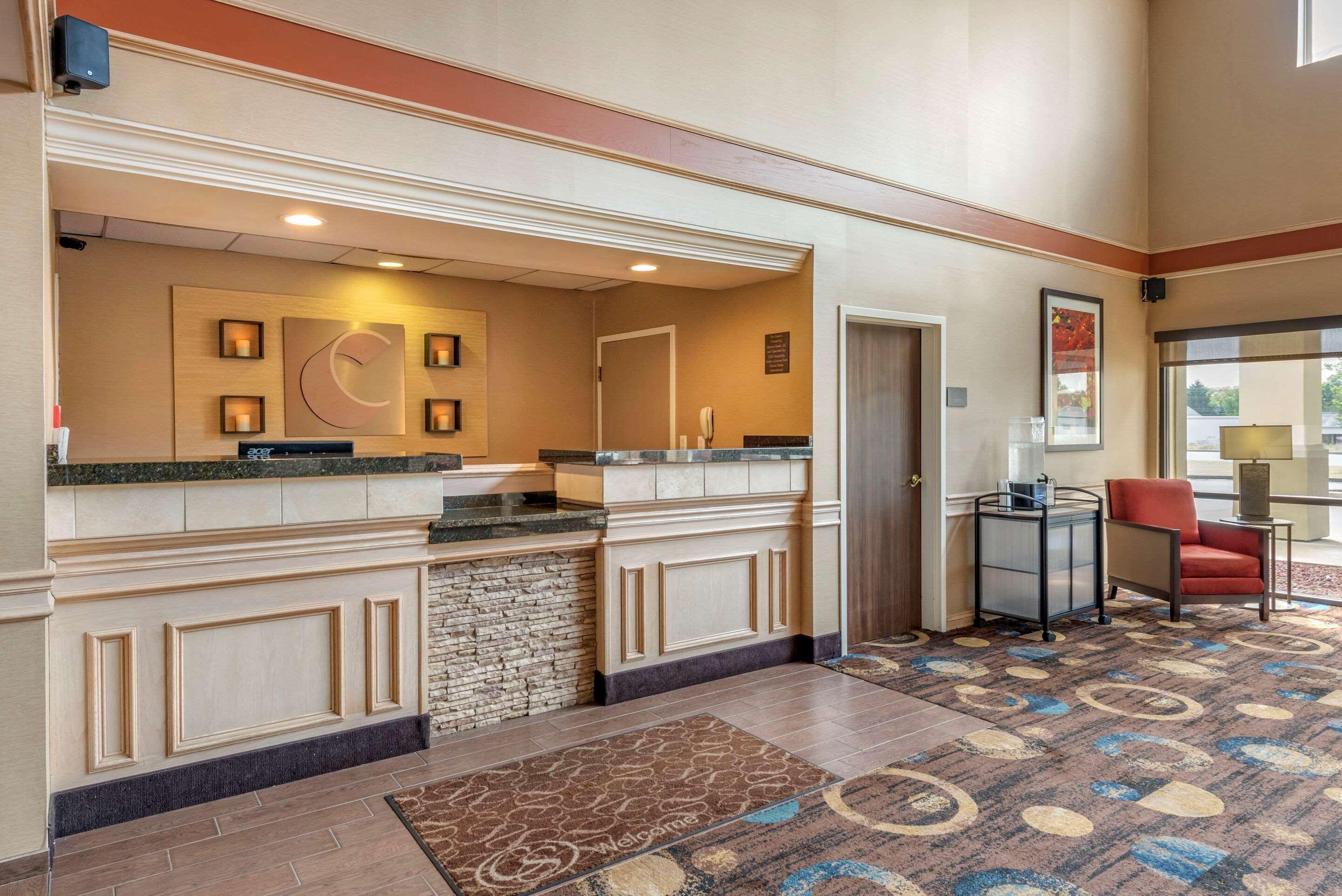 Comfort Suites Marion Extérieur photo